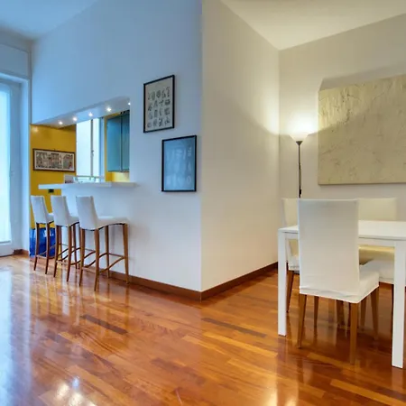 At - Turati/porta Nuova Daire